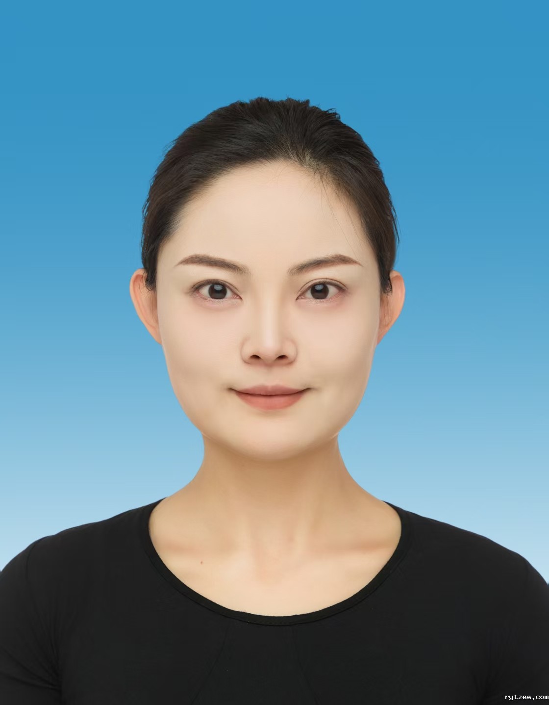 区委常委、宣传部部长、副区长 曹靓
